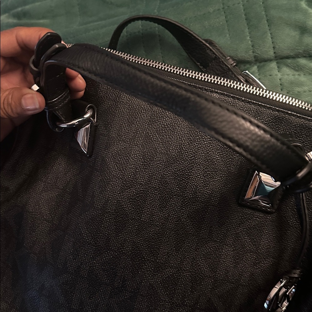 Authentic Michael Kors Handbag - image 8